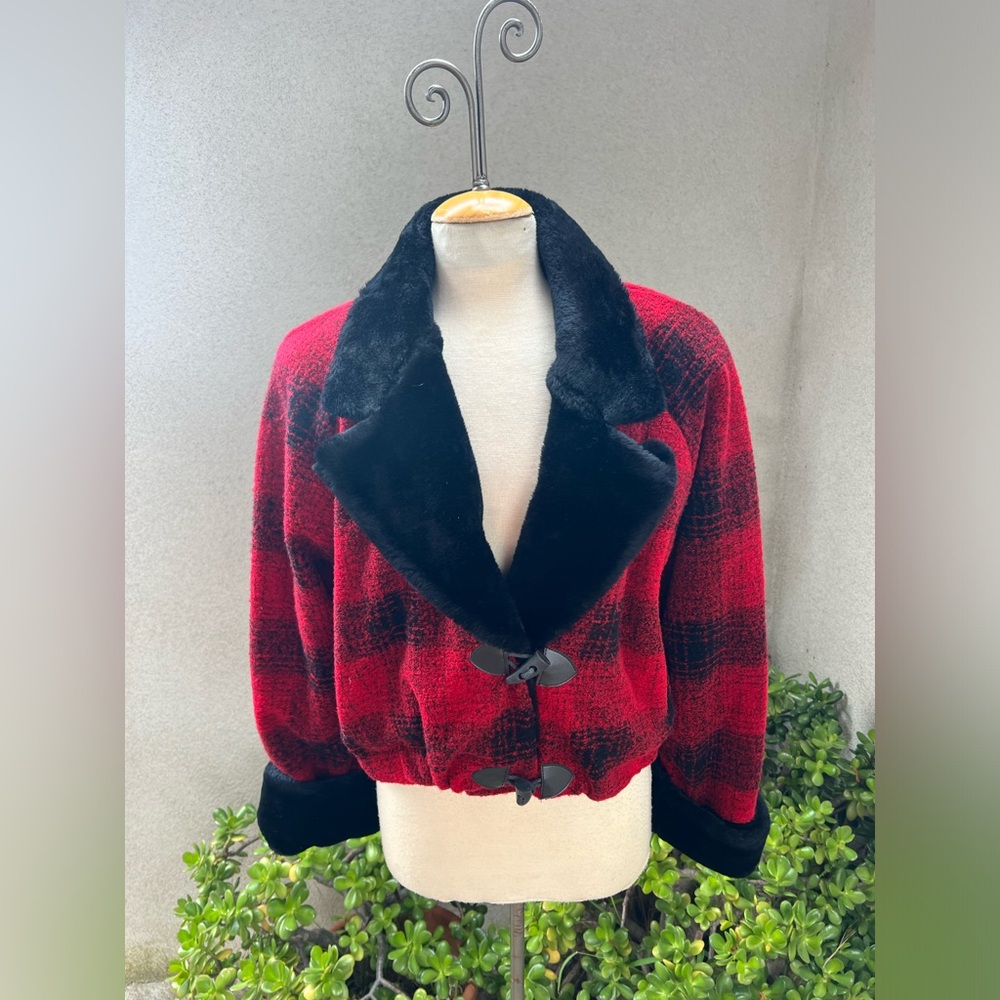 Vintage bomber 80s style jacket red black plaid faux fur pockets Sz M/L Raya’s